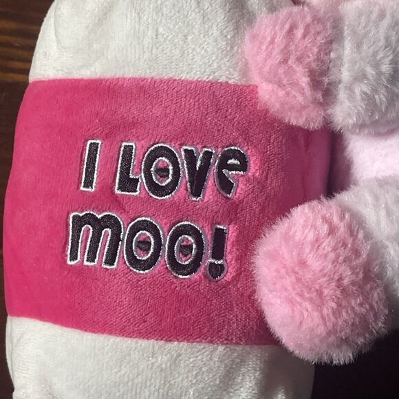 10" Play Right Hug Me Plush Pink I Love Moo Cow Toy Animal - Picture 3 of 8